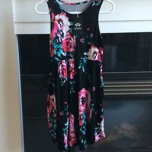 women’s boutique floral dress